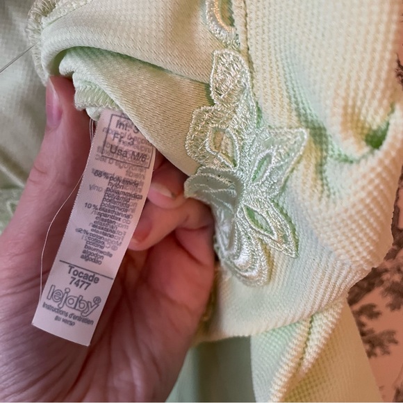 Lejaby Pastel Green Beautiful Bodysuit - Picture 4 of 4